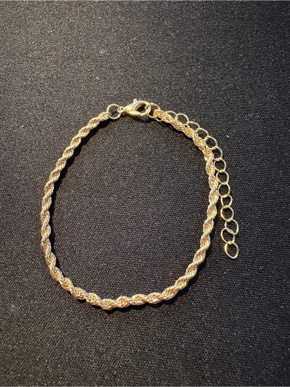 N/A elegant gold